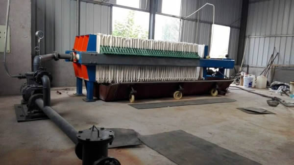 外包不銹鋼板框壓濾機(jī)